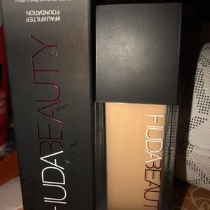Huda beauty faux filter foundation angel food